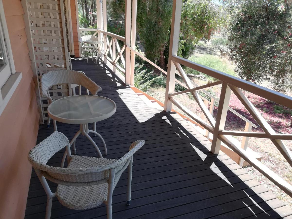 Woodlands Of Balingup Bush Cottages Exteriér fotografie